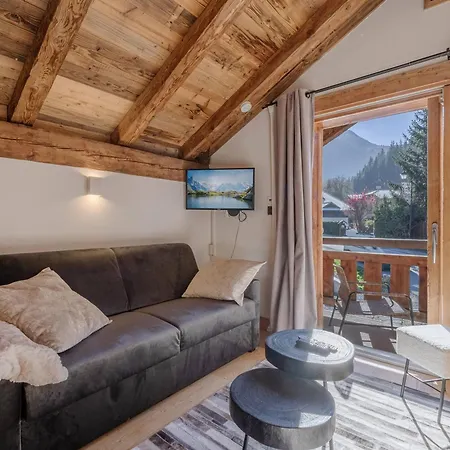 Renove Au Centre De Avec Parking, Capacite 4 Pers. Chalet *